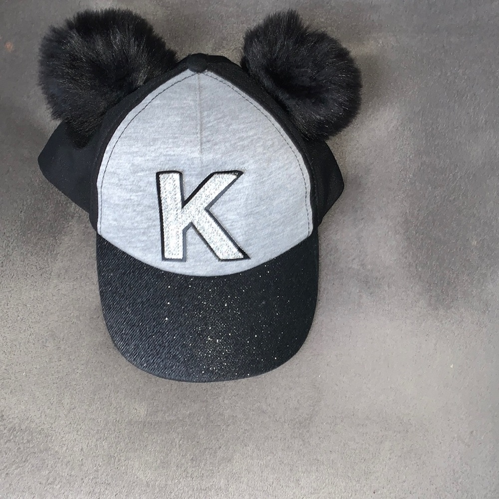 Justice youth hat Velcro back. Perfect condition
